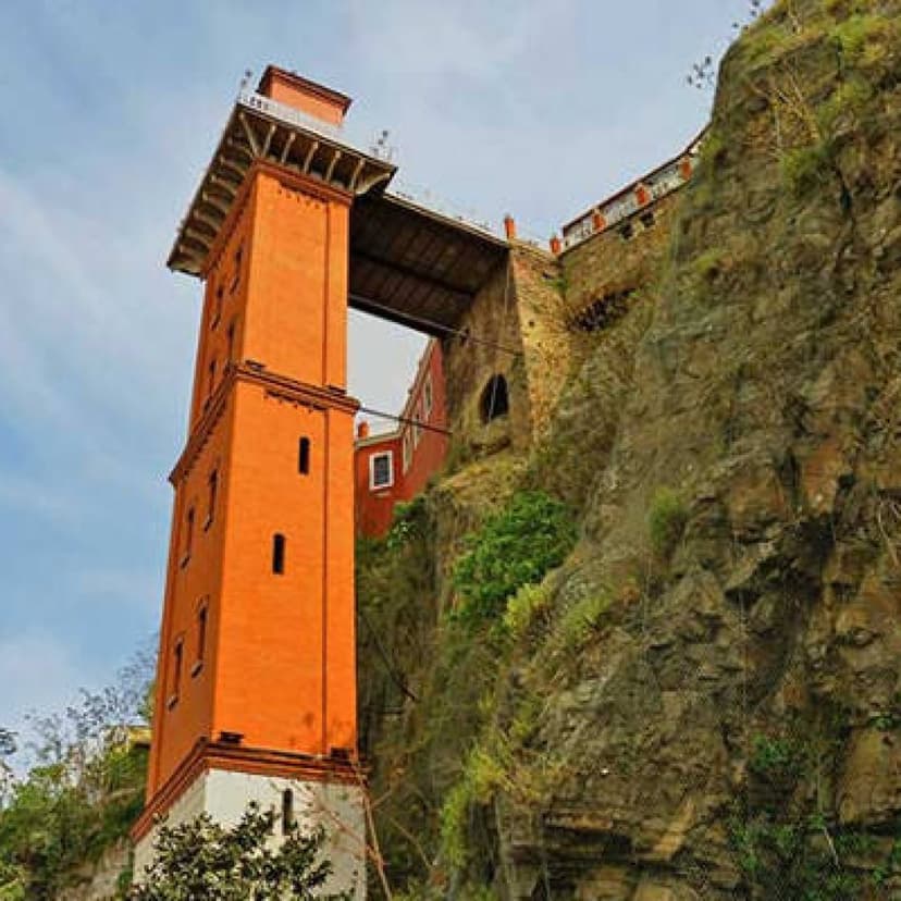 آسانسور تاریخی ازمیر